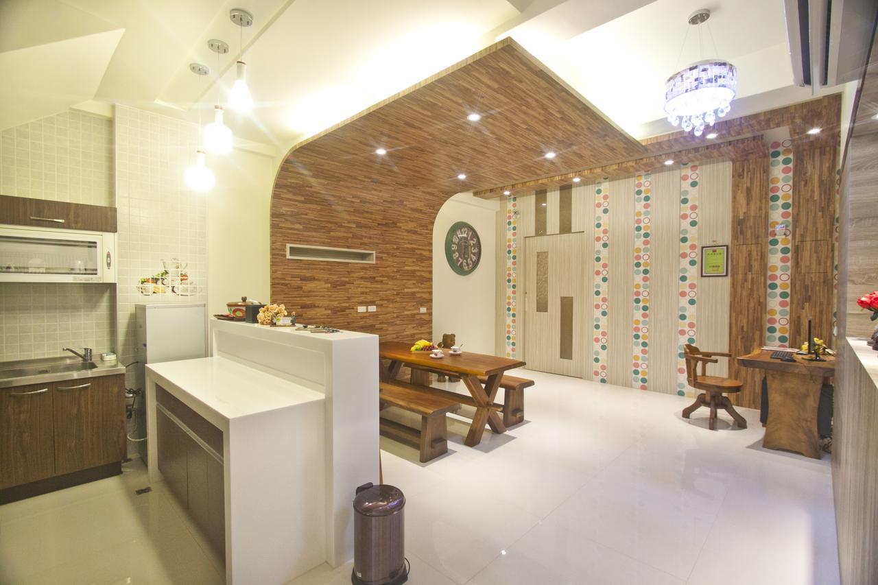 Mrs. Zhuang Homestay Hualien Extérieur photo