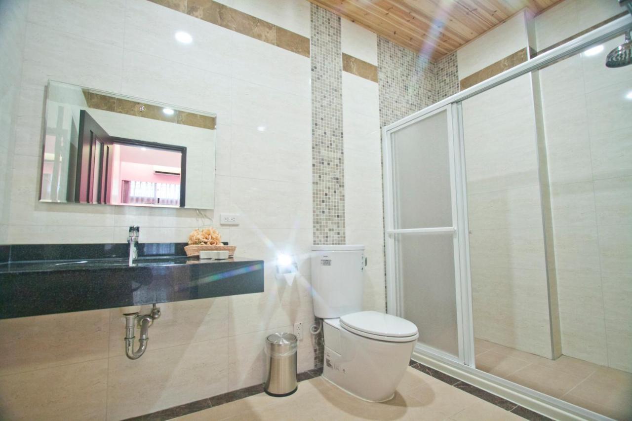 Mrs. Zhuang Homestay Hualien Extérieur photo